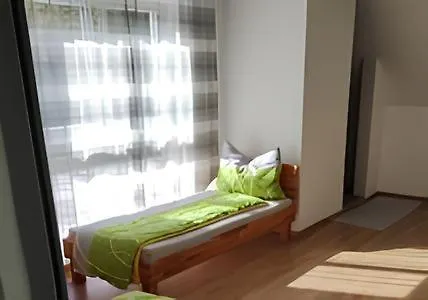 Arbeiterunterkunft In - Schnell Erreichbar & Gut Ausgestattet Kalchberg