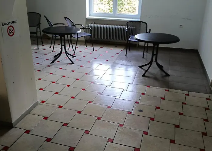 Arbeiterunterkunft In - Schnell Erreichbar & Gut Ausgestattet